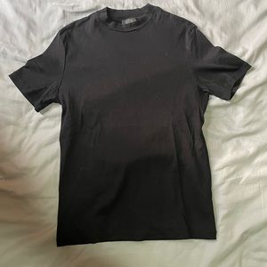 COS men’s black shirt